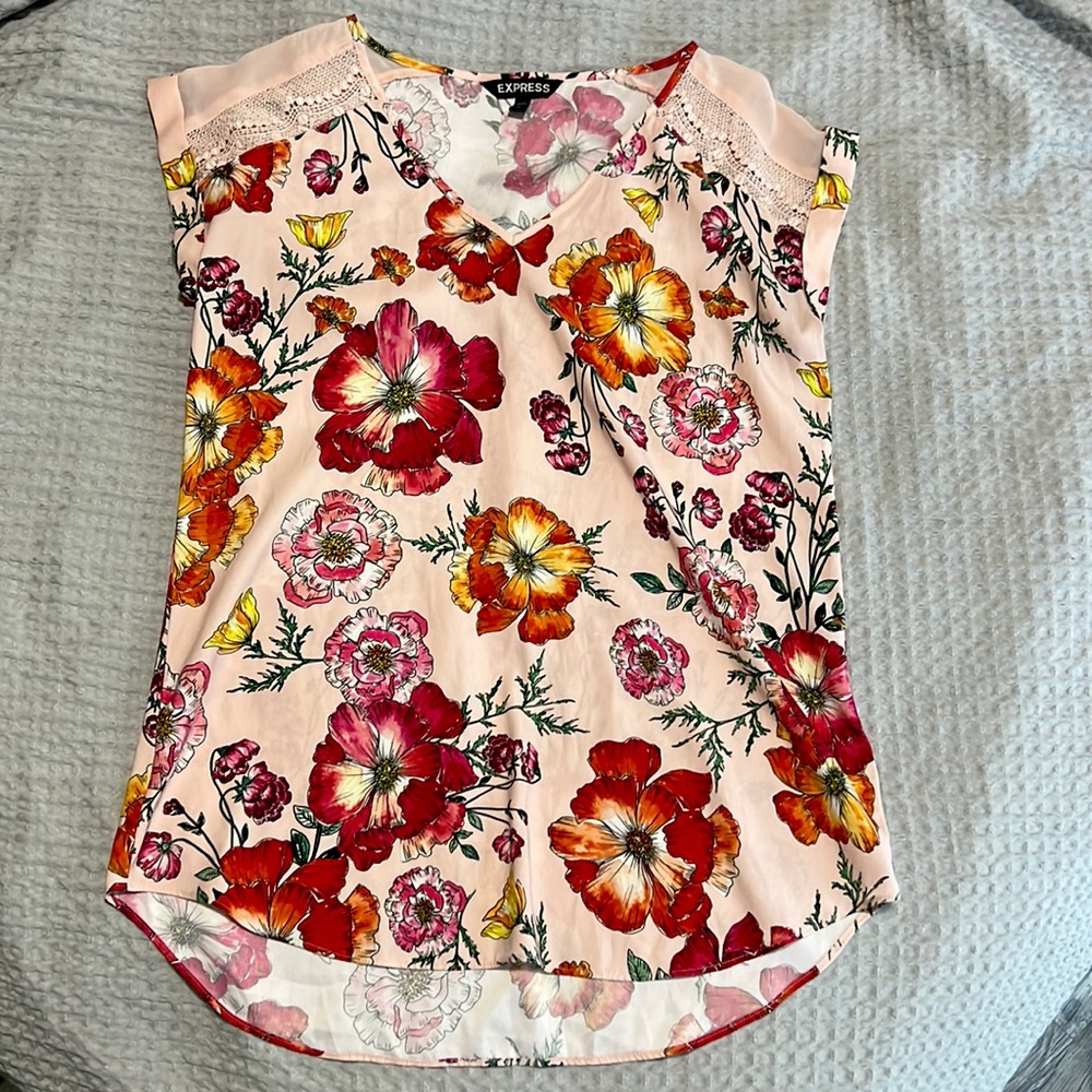 Size Small Express Floral Blouse